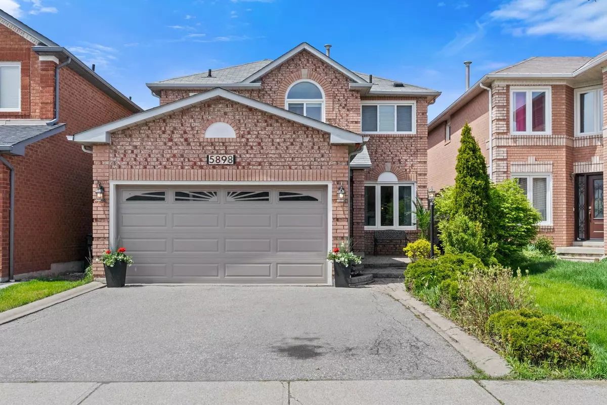 Mississauga, ON L5V 1V9,5898 Mersey ST