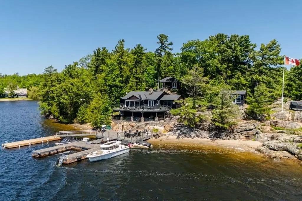 Georgian Bay, ON L0K 1S0,2 Island 960 N/A