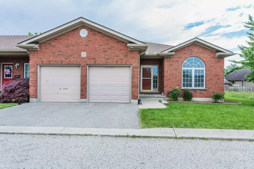 Aylmer, ON N5H 1A5,85 Forest ST #10