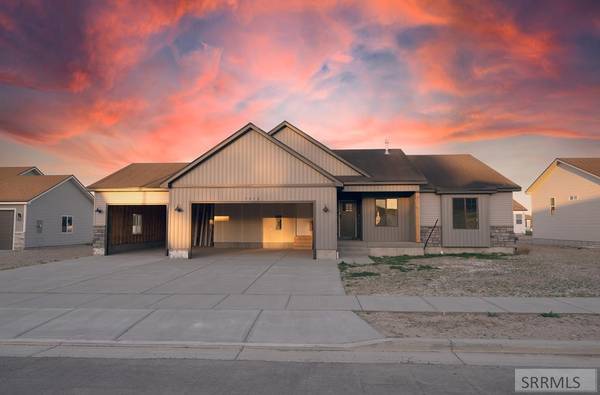 7012 Crispin Dr, Idaho Falls, ID 83402