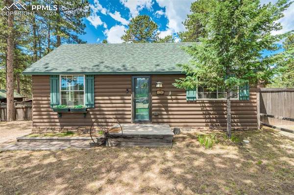 426 Spruce ST, Woodland Park, CO 80863