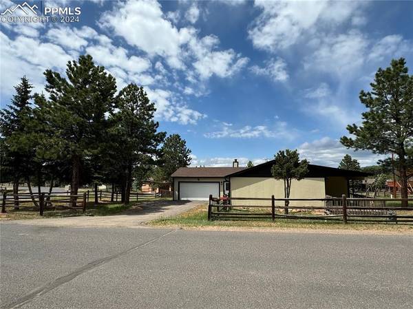 Woodland Park, CO 80863,350 Vaquero Senda DR