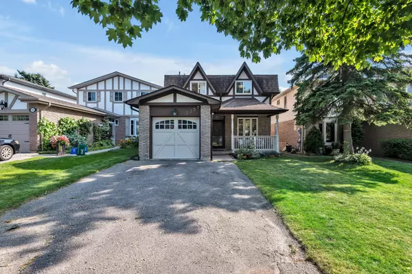 Pickering, ON L1W 3B1,539 Downland DR