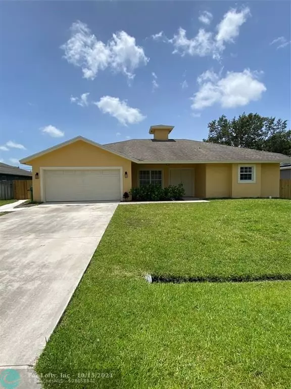 120 SW Grimaldo Ter, Port St Lucie, FL 34984