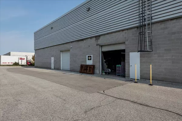 Barrie, ON L4N 8X1,41 Commerce Park DR #C(Rear)