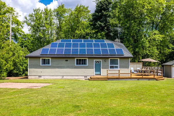 Kawartha Lakes, ON K0M 1L0,33 Birchcliff AVE