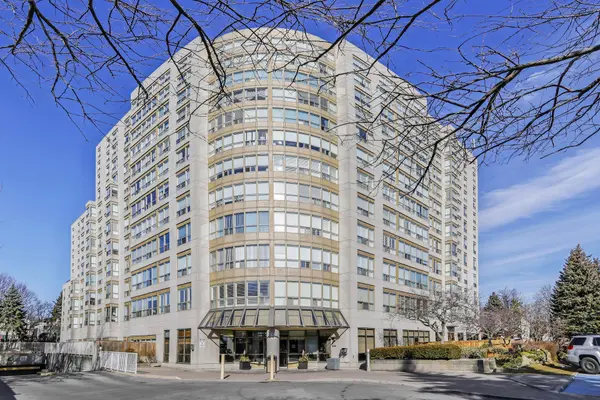 Whitby, ON L1N 9E8,712 Rossland RD E #907