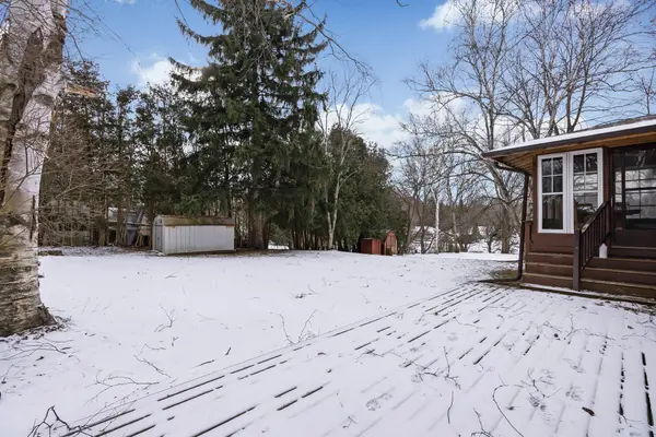 Clarington, ON L1B 1C7,31 ROBERT ST W