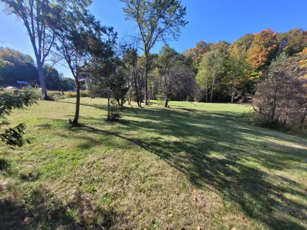 King, ON L3Y 4V9,225 Glenville RD