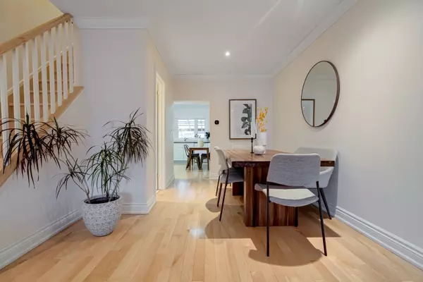 Toronto W02, ON M6H 3C9,407 Salem AVE N