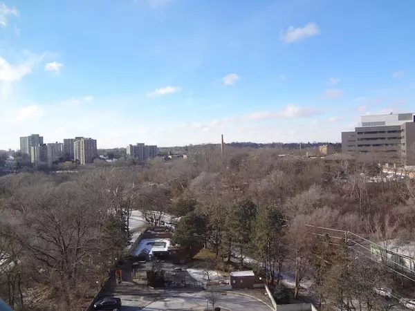 Toronto W04, ON M6M 5A2,85 Emmett AVE #1012