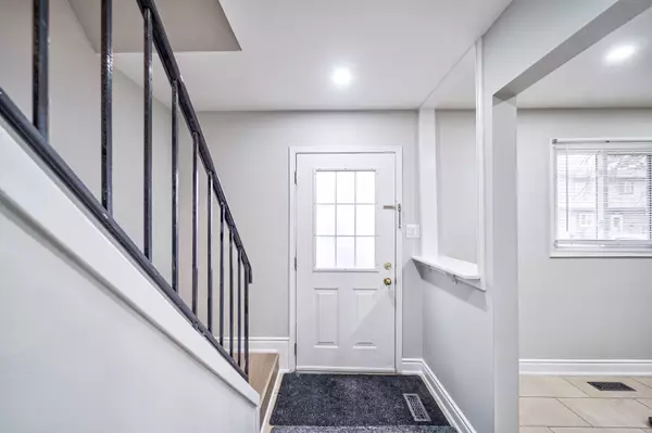 Brampton, ON L6V 3C5,45 Hansen RD N #37