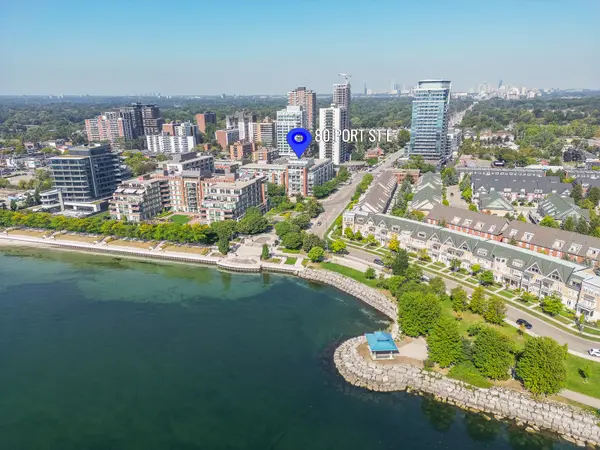 Mississauga, ON L5G 4V6,80 Port ST E #218