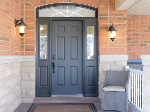 Brampton, ON L6Y 5K8,1606 Hallstone RD