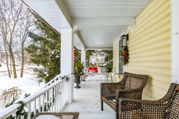 Kawartha Lakes, ON K9V 3R3,61 Bond ST W