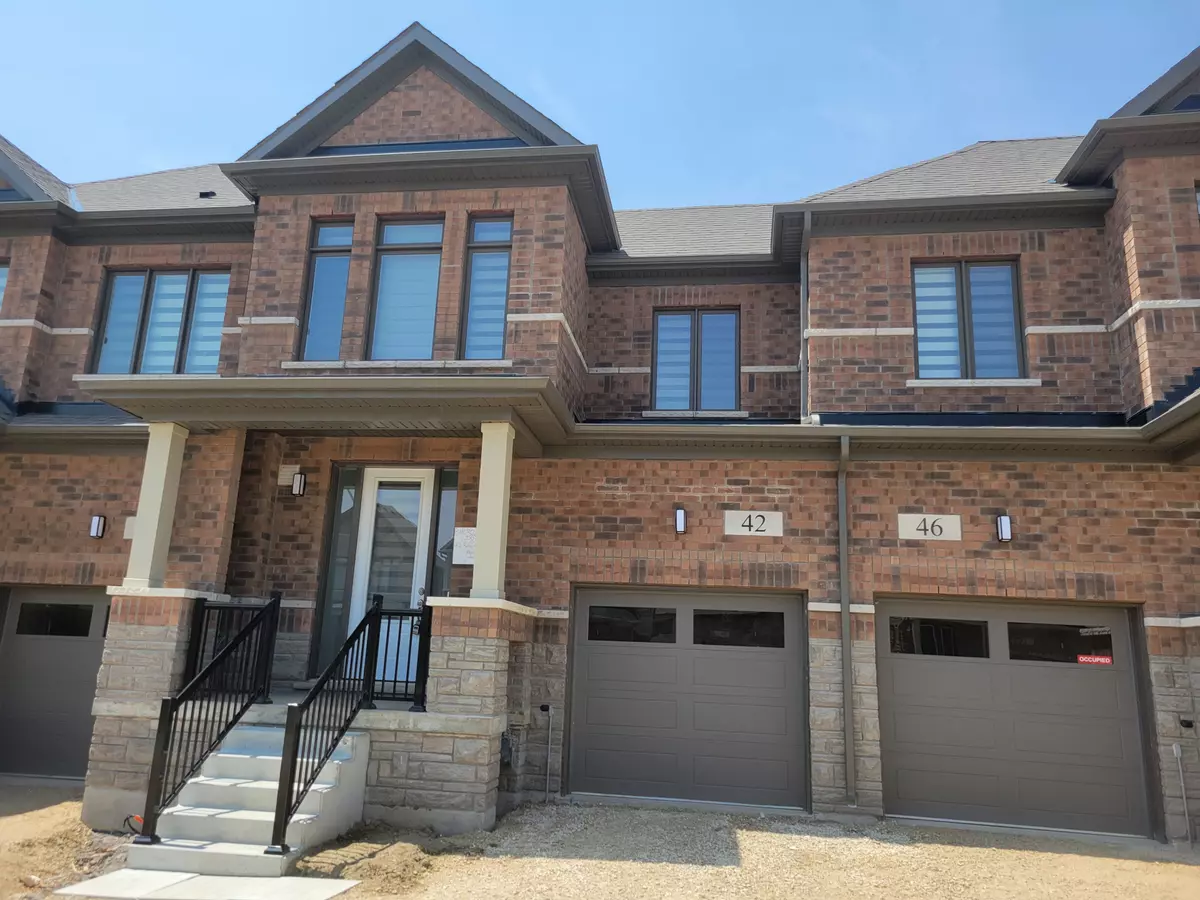 Waterloo, ON N0B 1E0,42 Robert Wyllie ST E