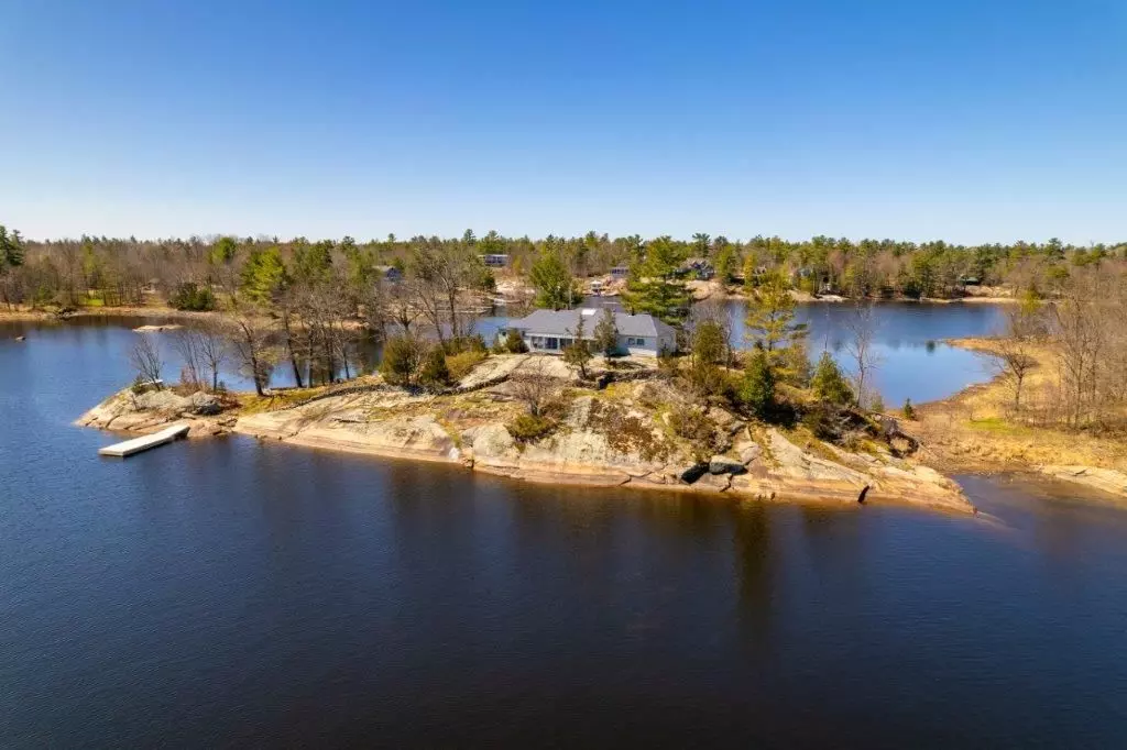 Georgian Bay, ON P0E 1E0,2 Island 840 N/A