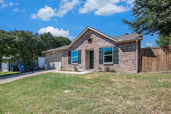 Burleson, TX 76028,628 Black Hills Drive