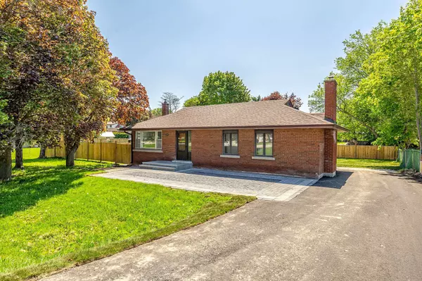 East Gwillimbury, ON L0G 1V0,1753 Mt Albert RD