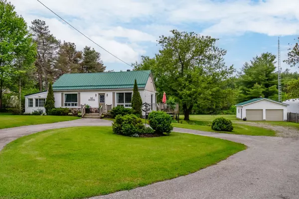 Oro-medonte, ON L4M 4Y8,3514 PENETANGUISHENE RD