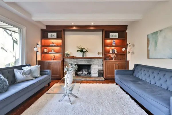 Mississauga, ON L5G 2V1,1239 Stavebank RD