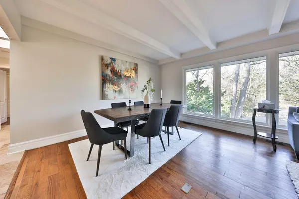 Mississauga, ON L5G 2V1,1239 Stavebank RD