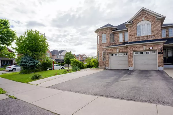 Brampton, ON L6S 0A9,86 Dwyer DR