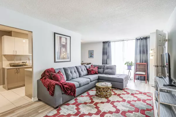 Mississauga, ON L5A 3R1,3170 Kirwin AVE #810