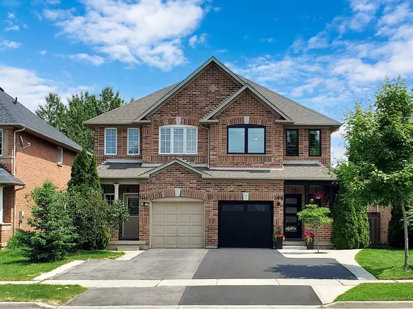 Oakville, ON L6M 3Z7,1484 Warbler RD