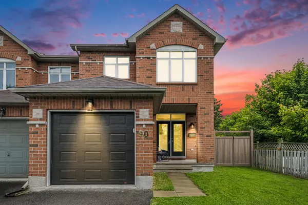 90 Kimberwick CRES, Ottawa, ON K1V 0W7