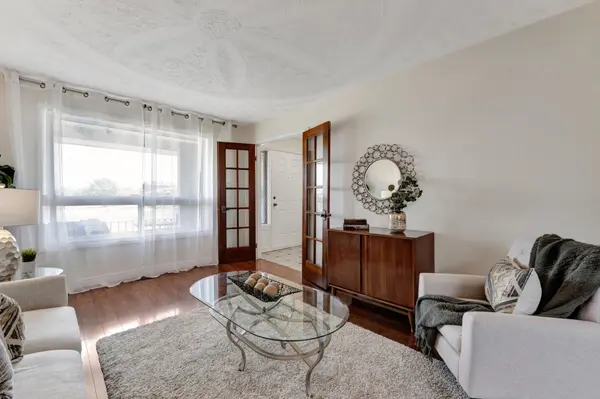 Hamilton, ON L8E 4M3,95 Henley DR