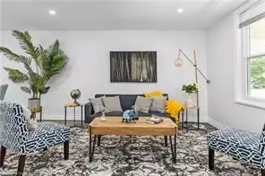 London, ON N6B 1G6,292 Grey ST