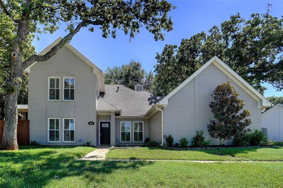 2937 Sweet Briar Street, Grapevine, TX 76051