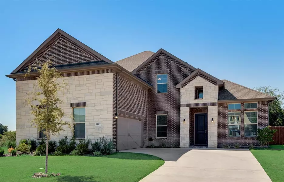 1037 Fairhaven Drive, Midlothian, TX 76065