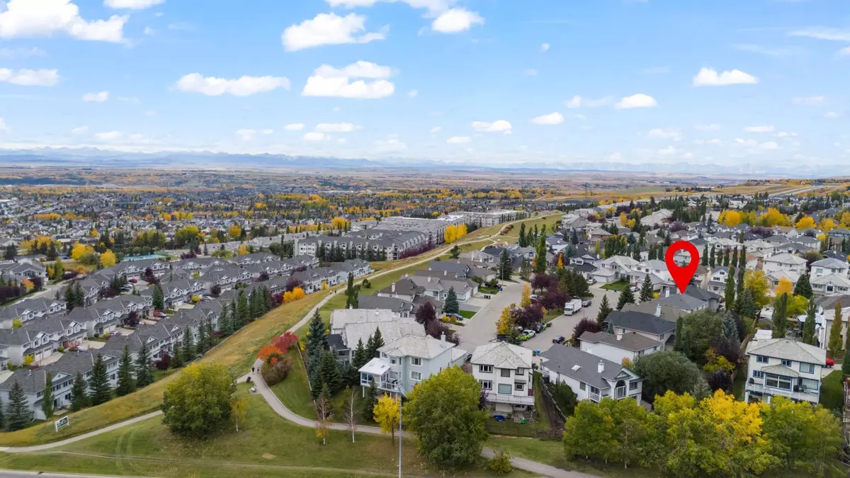 Calgary, AB T3G4E7,266 Rocky Ridge Bay Northwest