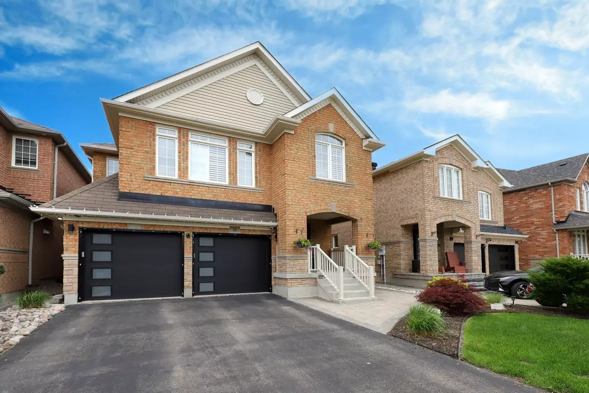 Brampton, ON L7A 0J6,18 Tawnberry CIR