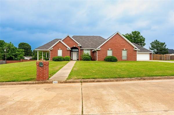 5335 Brittany Lane,  Paris,  TX 75462