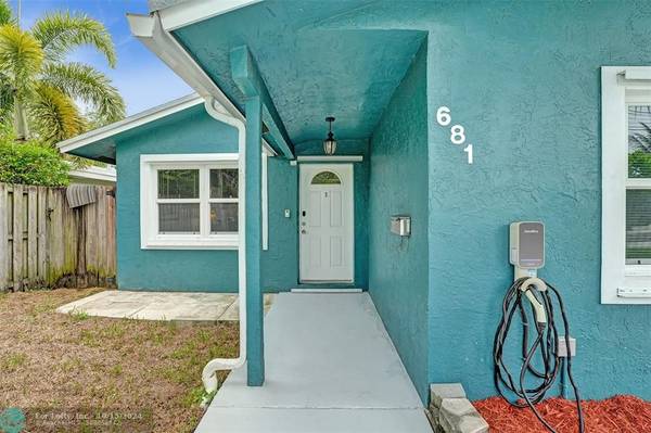 Oakland Park, FL 33334,681 NE 34th St