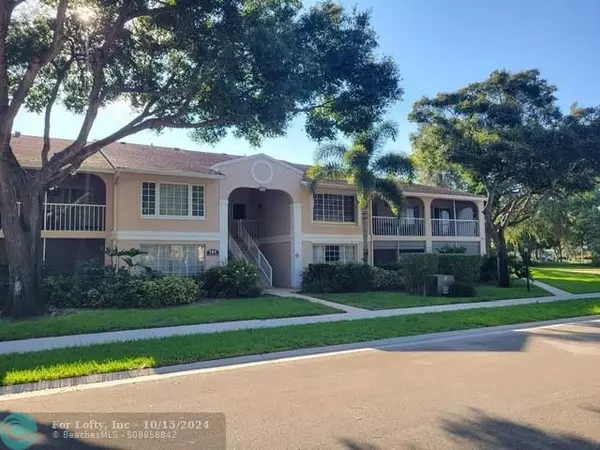 13851 Oneida Dr  #D2, Delray Beach, FL 33446