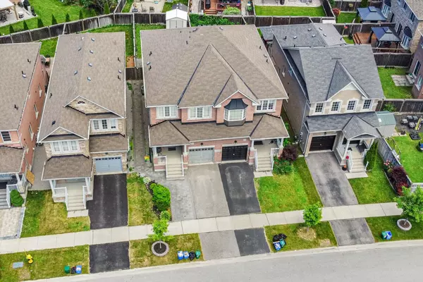 Whitchurch-stouffville, ON L4A 0T7,83 Daws Hare CRES