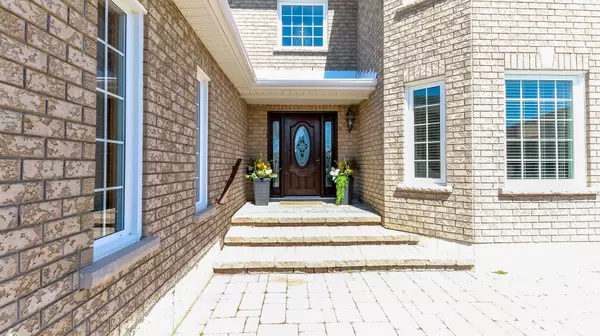 Springwater, ON L0L 1P0,39 Whitfield CRES