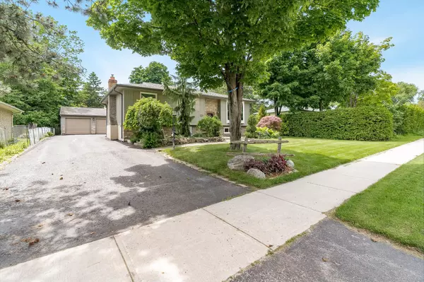 Barrie, ON L4N 4H6,233 Pine DR