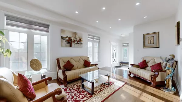 Brampton, ON L6V 4S3,141 Southlake BLVD