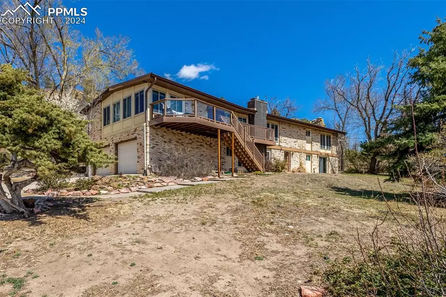 5 Austin LN, Colorado Springs, CO 80909