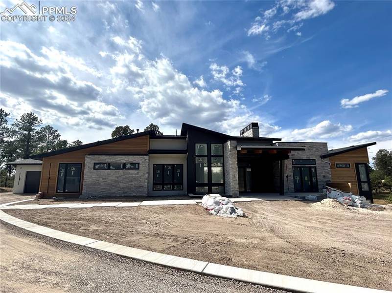 4955 Old Stagecoach RD, Colorado Springs, CO 80906