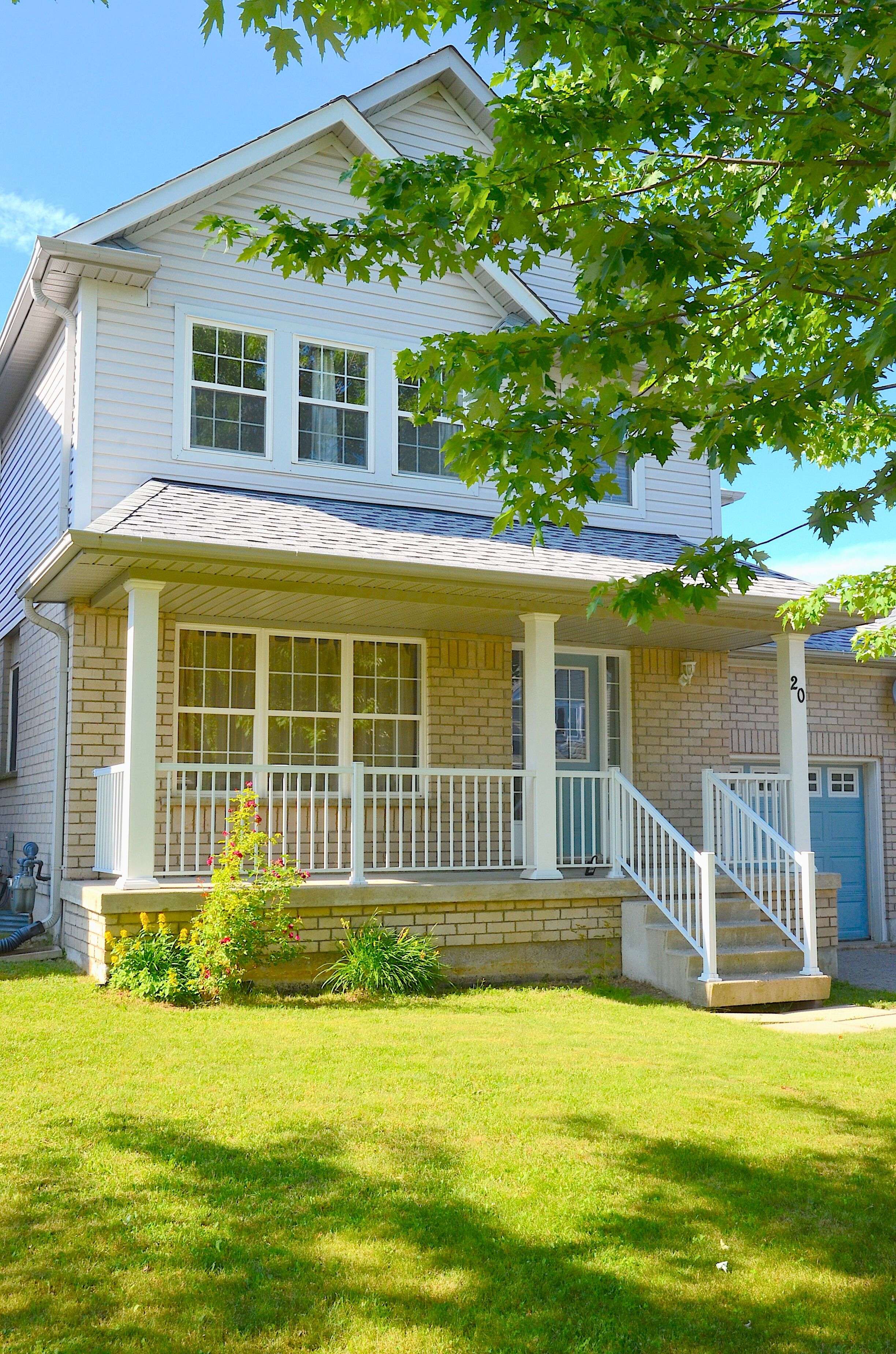 Barrie, ON L4N 0Z1,20 CRANBERRY LN