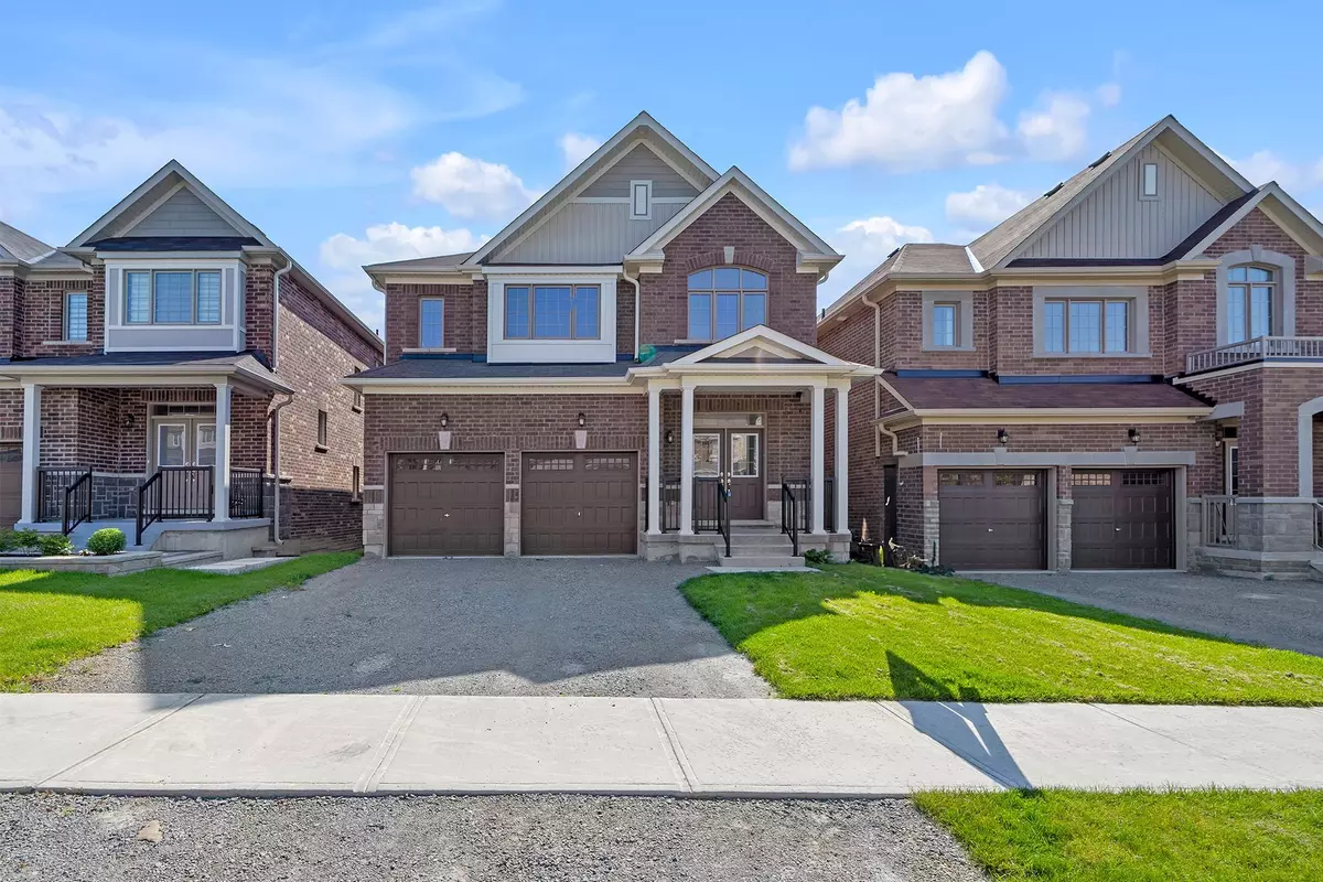 East Gwillimbury, ON L0G 1M0,15 Frederick Taylor WAY