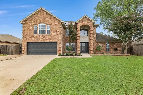 508 Bretts Way, Burleson, TX 76028