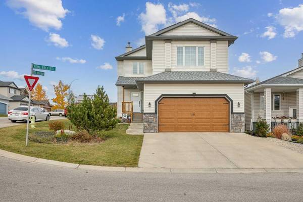 133 Royal Birch Rise Northwest, Calgary, AB T3G 5J8