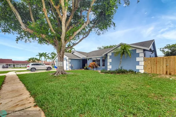 Lake Worth, FL 33467,6090 Birch Tree Ter